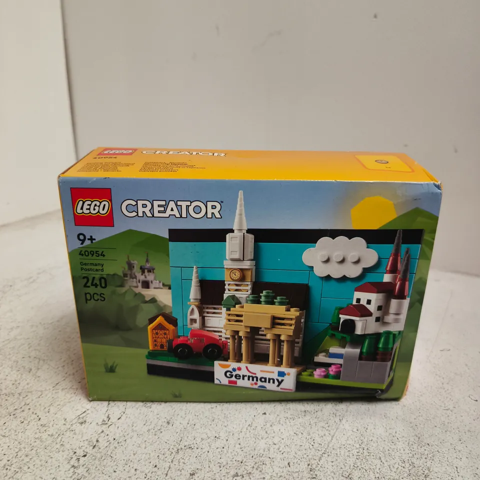 BOXED LEGO CREATOR GERMANY POSTCARD - 40954