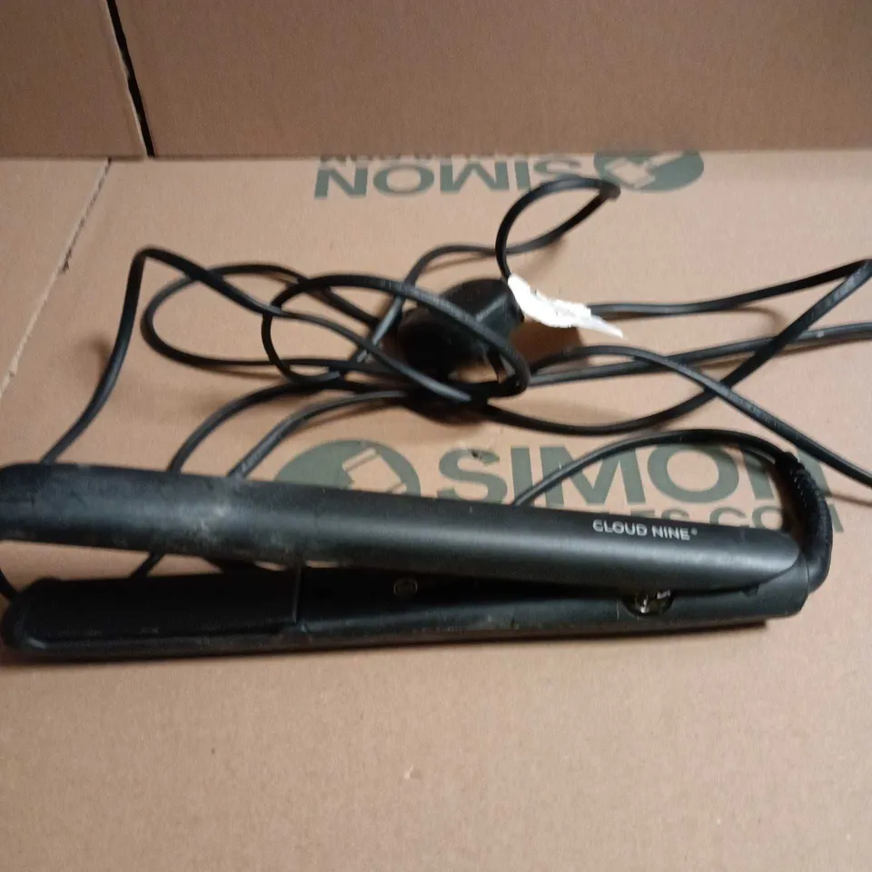 CLOUD NINE HAIR STRAIGHTENER 