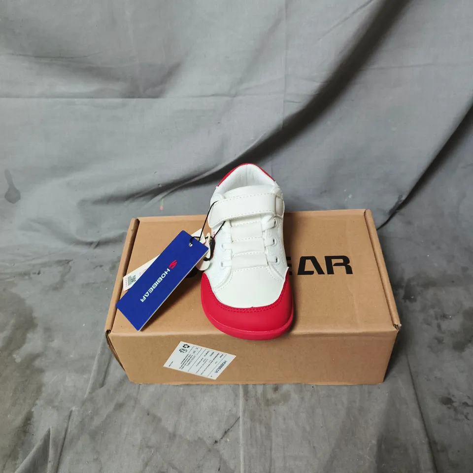 HOBIBEAR KIDS' WHITE & RED VELCRO TRAINERS – BOXED. SIZE EU 27
