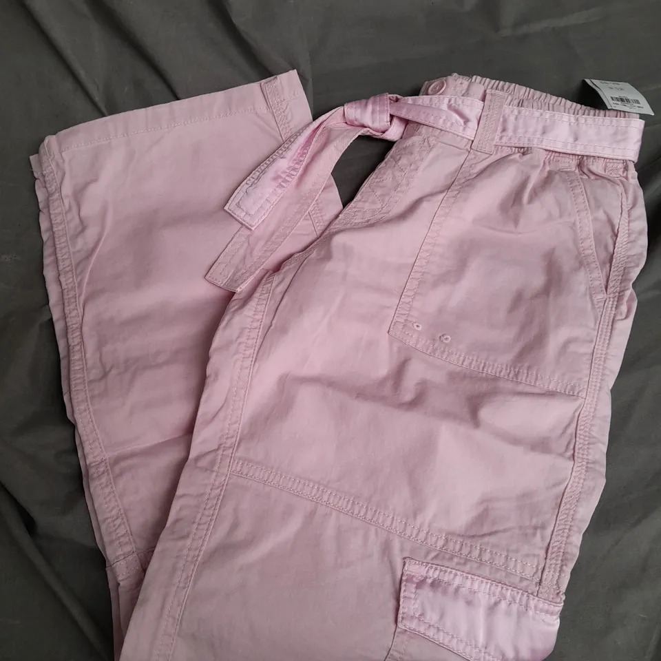 ABERCROMBIE KIDS CARGO PANTS IN PINK - 15/16