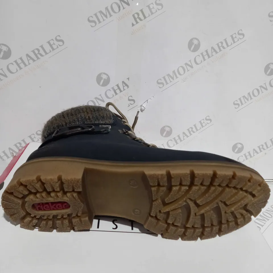 RIEKER MULTI-COLOURED CUFFED HIKING BOOTS IN BLUE - UK SIZE 6.5