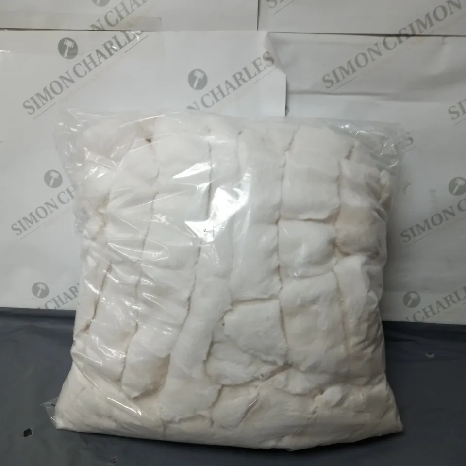 NUAGE FAUX FUR REVERSIBLE GILET WITH HOOD SIZE 3XL 