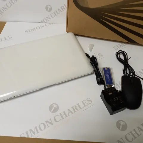 UNBRANDED NETBOOK 10.1" SCREEN WITH MOUSE, WHITE 