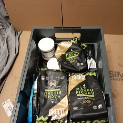 TOTE OF APPROXIMATELY 10 ASSORTED FOOD AND DRINK TO INCLUDE: 2X VIMTO NAS 1L