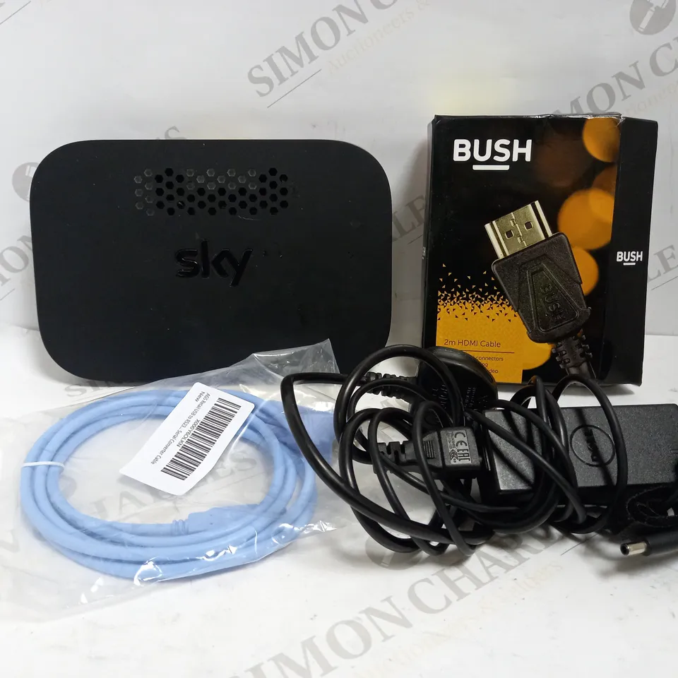 LOT OF APPROXIMATELY 10 ASSORTED ELECTRICAL ITEMS, TO INCLUDE HDMI CABLE, ROUTER, AC ADAPTER, ETC