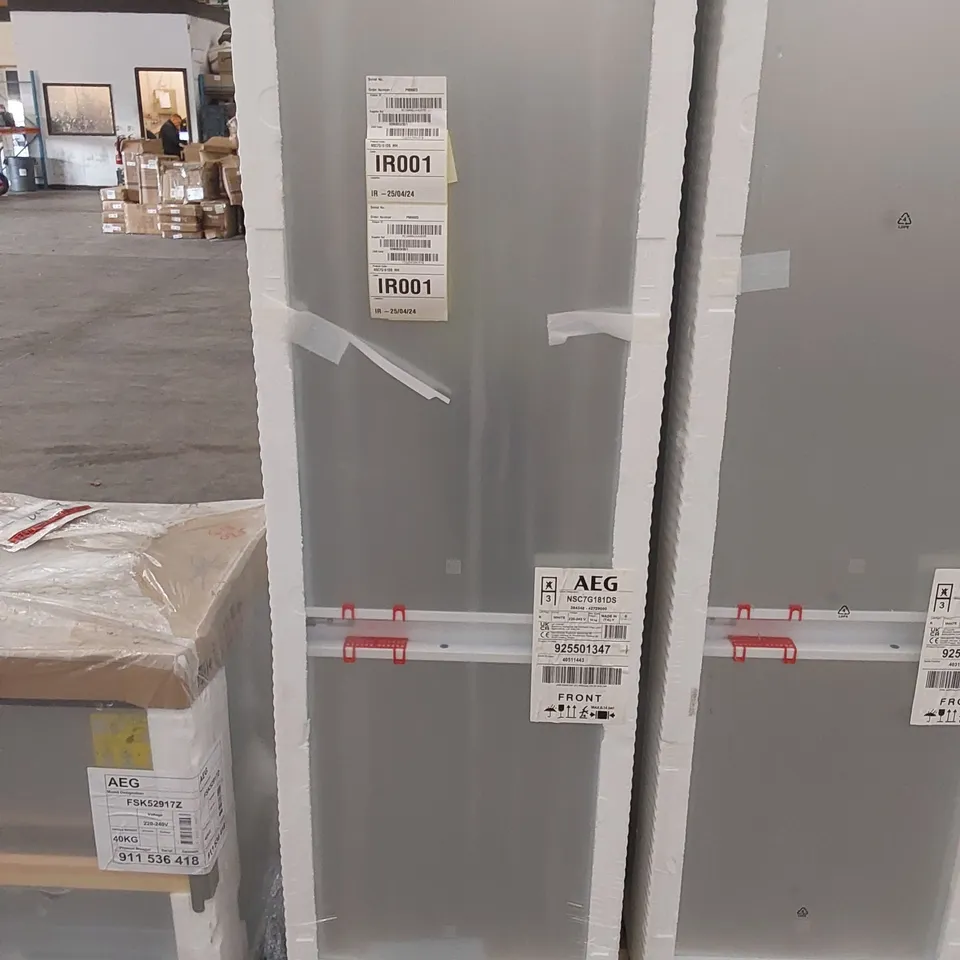AEG 7000 GREENZONE INTEGRATED FRIDGE FREEZER 177.2 CM MODEL: NSC7G181DS