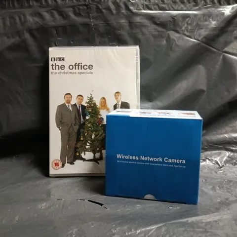 APPROXIMATELY 15 ASSORTED HOUSEHOLD ITEMS TO INCLUDE THE OFFICE CHRISTMAS SPECIALS DVD, WIRELESS NETWORK CAMERA, ETC