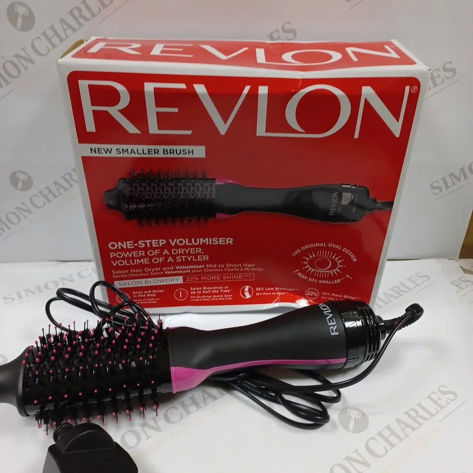 BOXED REVLON ONE-STEP VOLUMIZER 