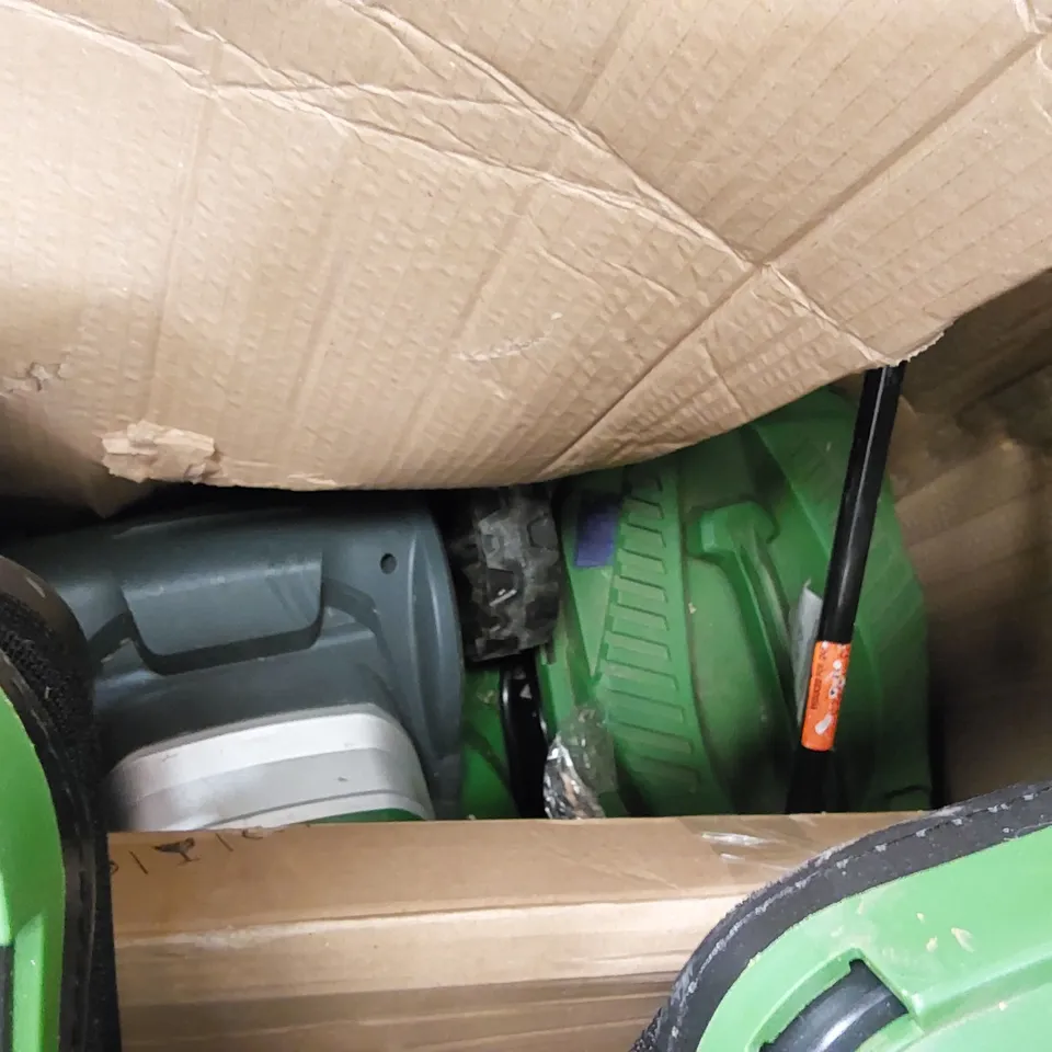 PALLET OF APPROXIMATELY 5 ASSORTED LAWN MOWERS