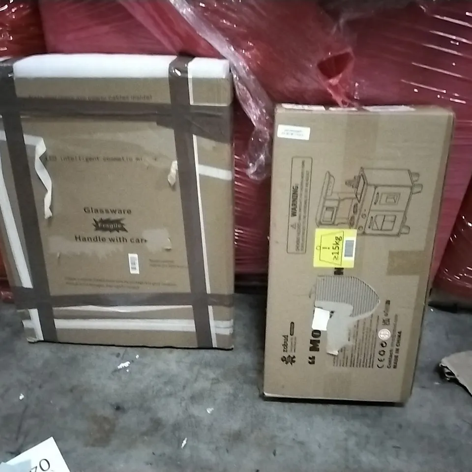 PALLET OF ASSORTED PRODUCTS AND HOUSEHOLD GOODS TO INCLUDE;KIDS KITCHEN,LED INTELLIGENT COSMETIC MIRROR