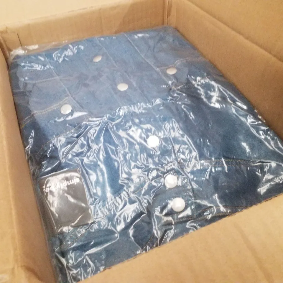 BOX CONTAINING APPROXIMATELY 8 BRAND NEW SIMPLY BE DENIM MID WASH JUMPSUITS - SIZE 32