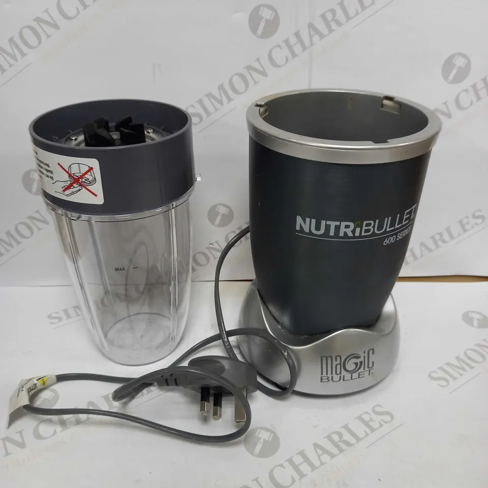 NUTRIBULLET 600 SERIES 600W NUTRITION EXTRACTOR 