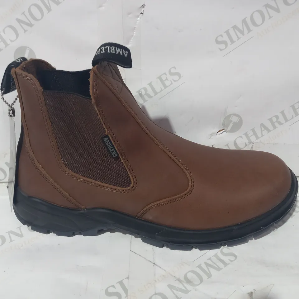 BOXED PAIR OF AMBLERS BOOTS IN BROWN UK SIZE 9