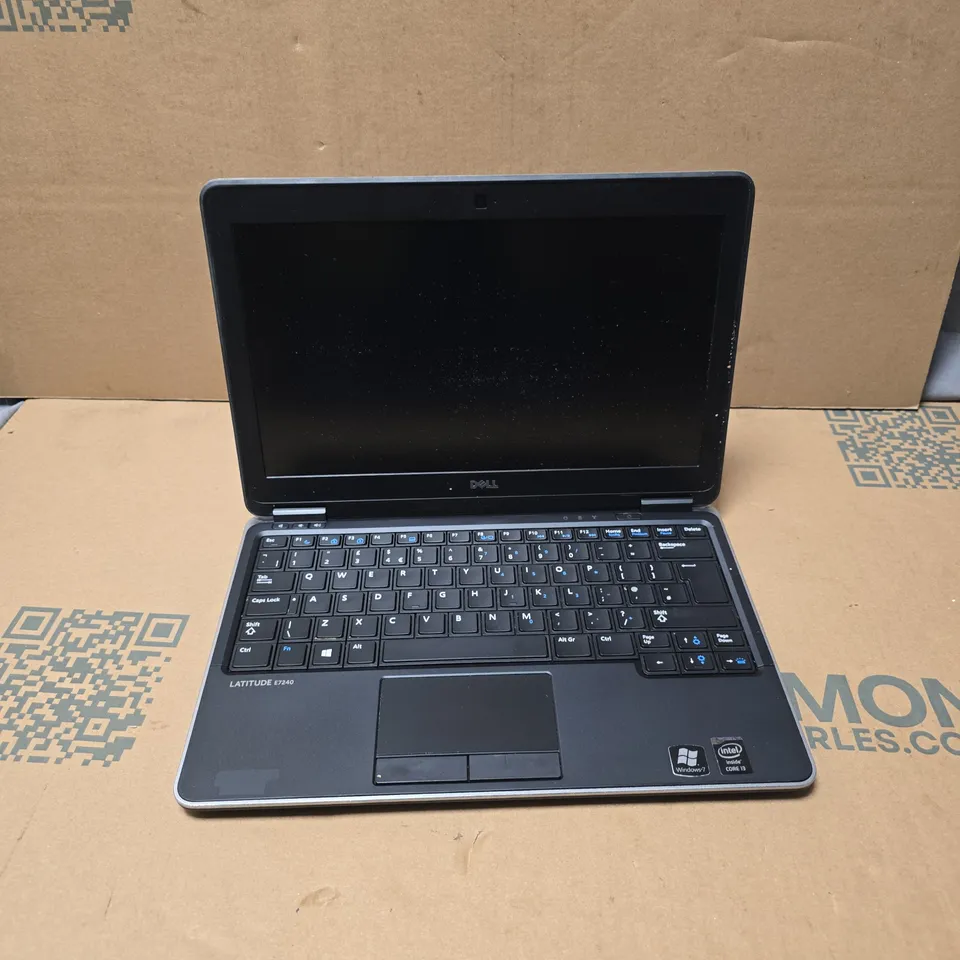 DELL LATITUDE E7240 LAPTOP – I3-4030U, 4GB RAM, 128GB SSD, 12.5" DISPLAY