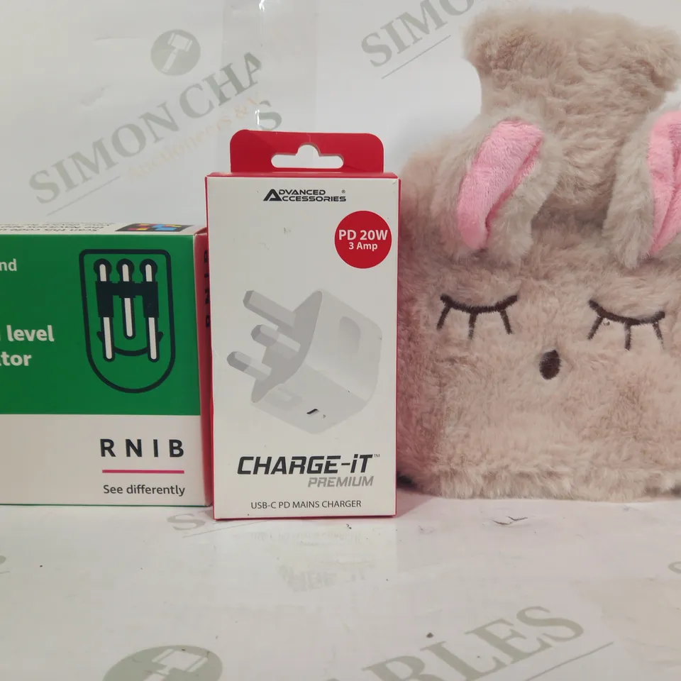LOT OF APPROXIMATELY 10 ASSORTED HOUSEHOLD ITEMS TO INCLUDE CHARGE-IT MAINS CHARGER, RNIB LIQUID LEVEL INDICATOR, ETC