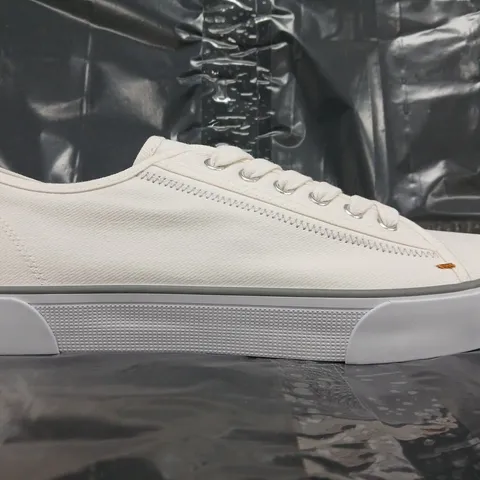 BOXED PAIR OF WHITE STUFF SHOES IN WHITE SIZE UK 10