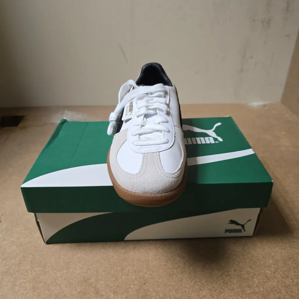 PUMA PALERMO LTH SNEAKERS - WHITE/GREY SUEDE, GUM SOLE, UK 6.5