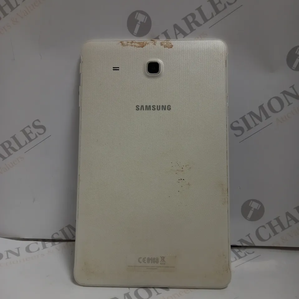 SAMSUNG GALAXY TAB E 9.6 - WHITE.