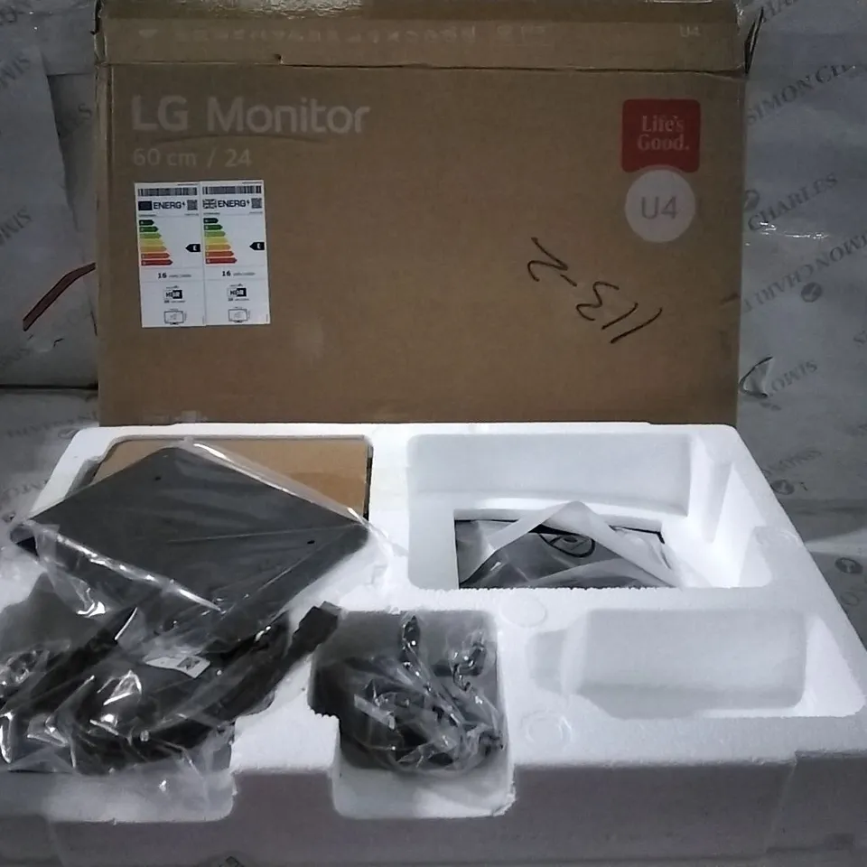 BOXED 60CM LG MONITOR 