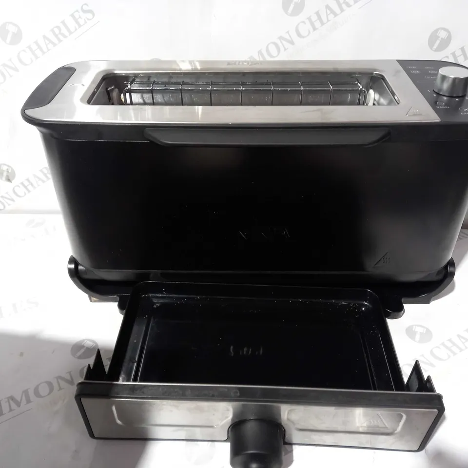 NINJA 2 IN 1 TOASTER & GRILL ST100UK