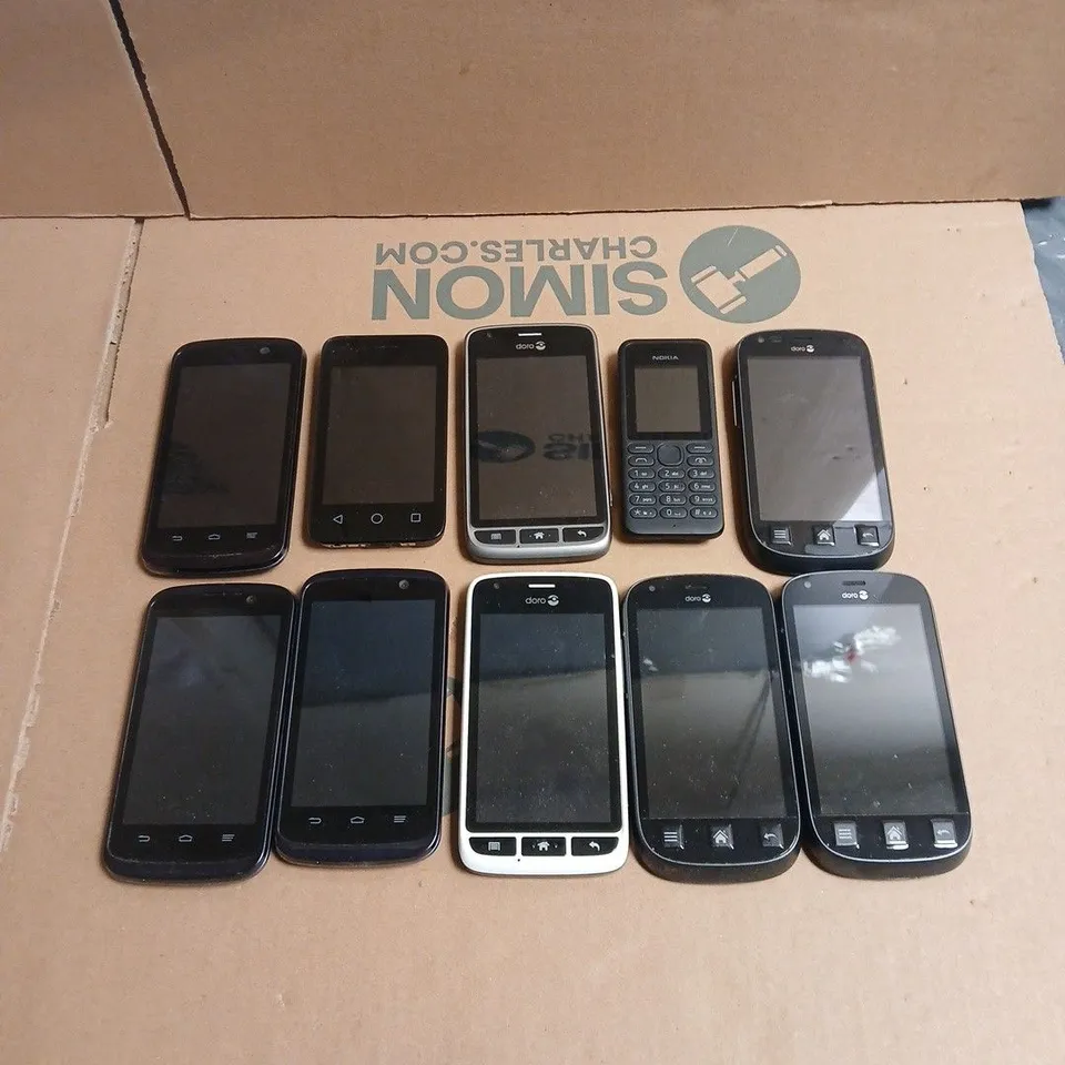 10 X ASSORTED SMARTPHONES IN VARIOUS MODELS TO INCLUDE NOKIA, DORO ETC