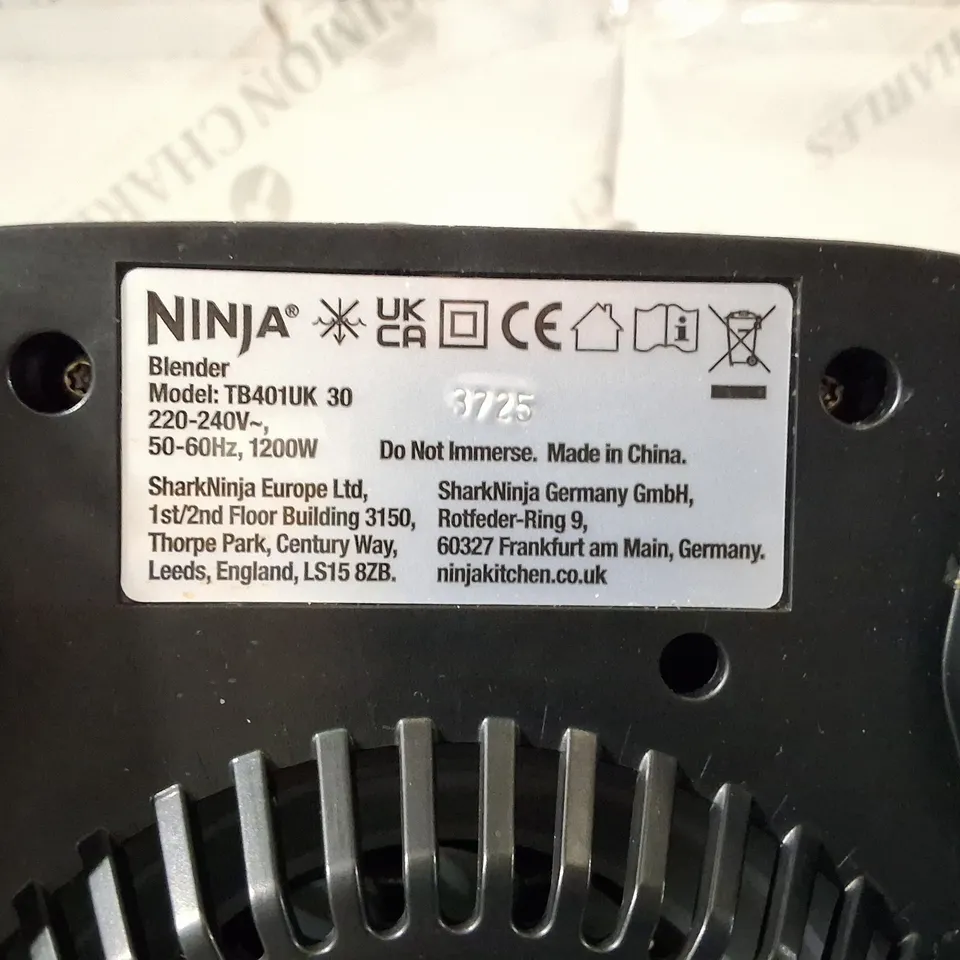 BOXED NINJA BLENDER TB401UK 30 – 1200W, 220-240V