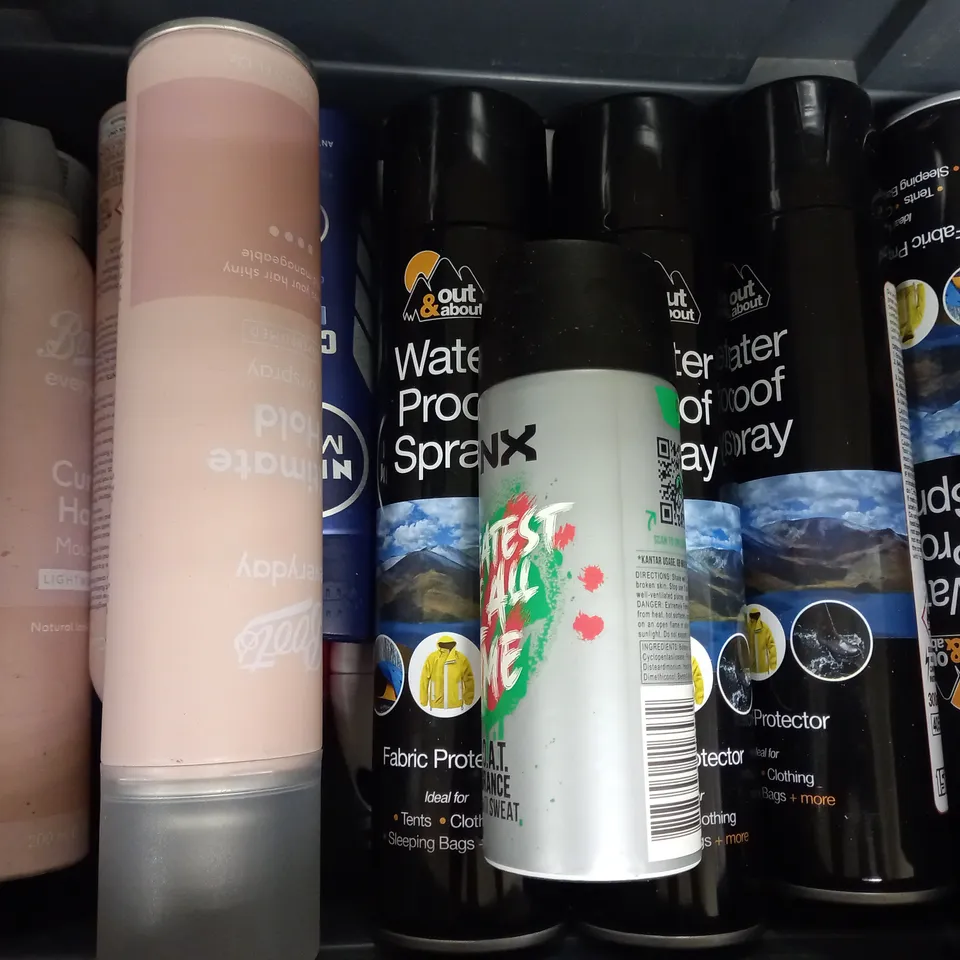 BOX OF APPROX 20 ASSORTED AEROSOLS INCLUDING LYNX AFRICA, OUT AND ABOUT WATERPROOF SPRAY AND BOOTS ULTIMATE HOLD HAIR SPRAY - COLLECTION ONLY