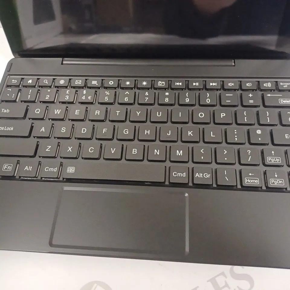 VENTURER VOYAGER 10 PRO TABLET WITH DETACHABLE KEYBOARD