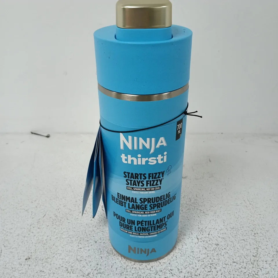 NINJA THIRSTI 700ML IN BLUE