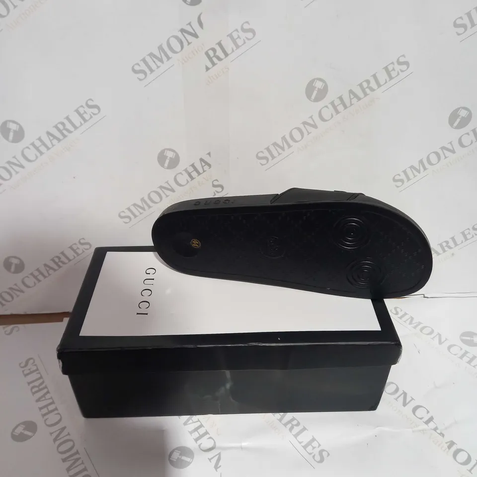 BOXED PAIR OF GUCCI BLACK SLIDES SIZE 44