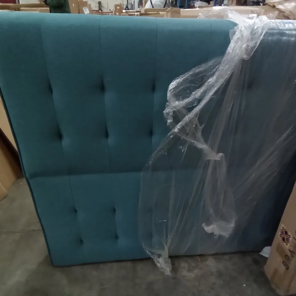 TEAL CLICK CLACK SOFA 