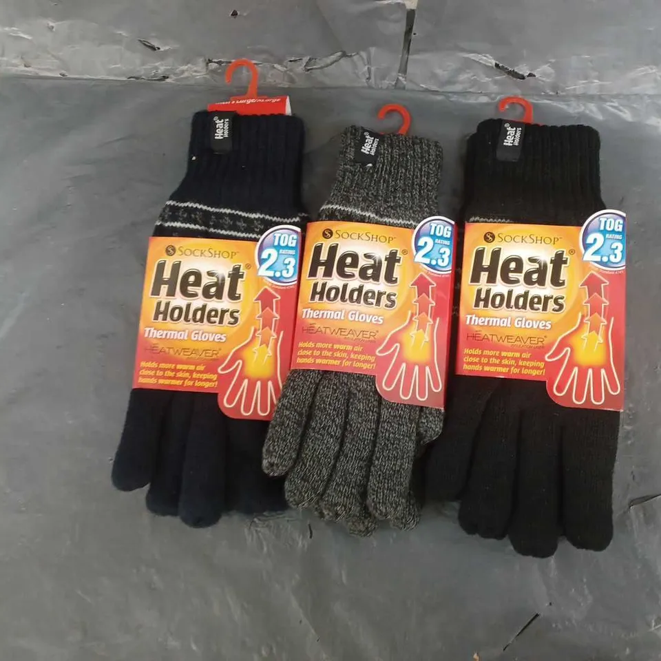 APPROXIMATELY 65 SOCK SHOP THERMAL GLOVES IN SIZES SMALL AND MEDIUM 