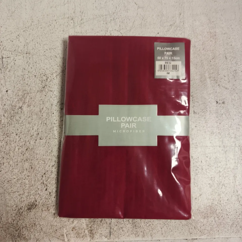 UNBRANDED PILLOWCASE PAIR – MICROFIBER, RED, 50 X 75 CM (+15 CM)