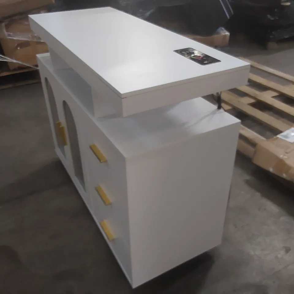 SIDEBOARD WITH SMART MODULE COLOUR: WHITE
