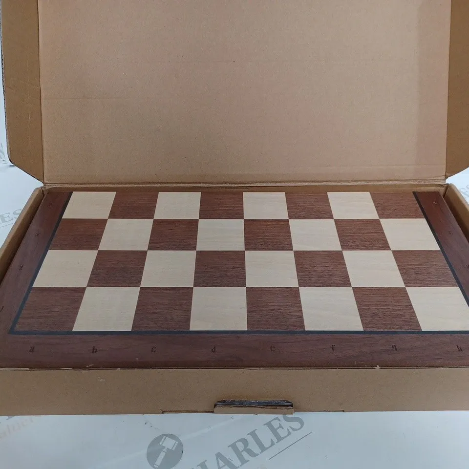 BOXED WOODEN CHESS SET