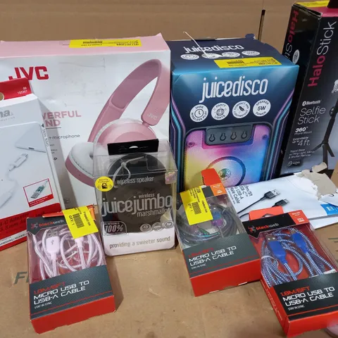 LOT OF APPROX. 10 X ITEMS TO INCLUDE JVC HA-S31M HEADPHONES, JUICE JUMBO MARSHMALLOW WIRELESS SPEAKER, JUICE DISCO WIRELESS SPEAKER, ETC.