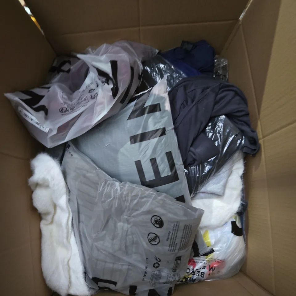 LARGE BOX OF ASSORTED CLOTHING ITEMS IN VARIOUS STYLES, COLOURS AND SIZES