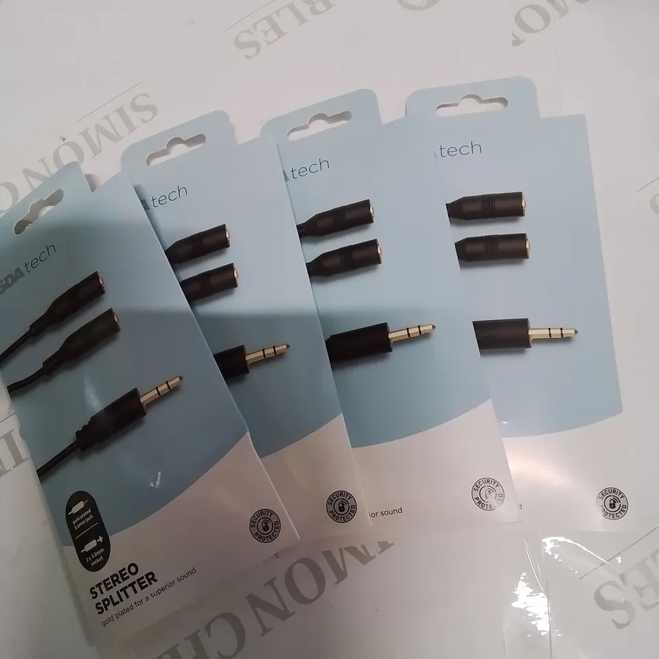 PALLET CONTAINING APPROXIMATELY 12 SAMSUNG GALAXY A22 CASES 15 BOXES OF STEREO SPLITTERS, 40 BOXES OF PAMPAS STEMS AND 23 BOXES OF INDIVIDUAL STEM SUNFLOWERS