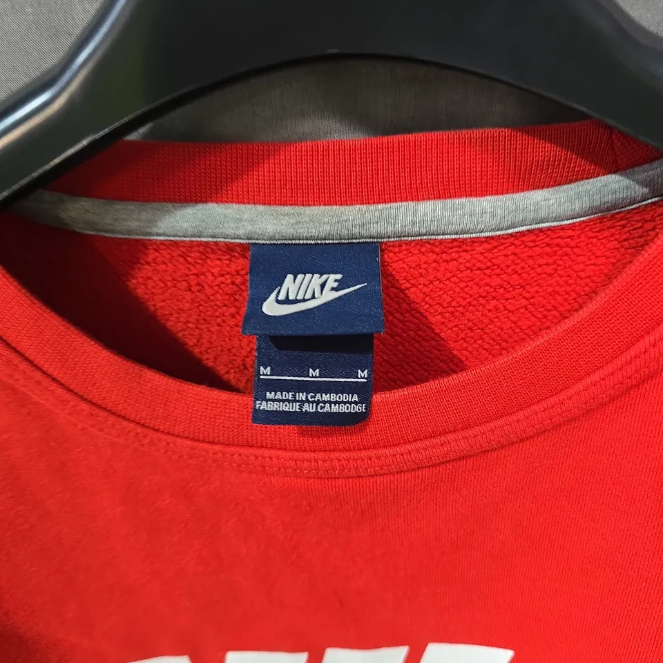 NIKE RED COLOUR-BLOCK LONG-SLEEVE SWEATSHIRT, SIZE M (MEN'S)