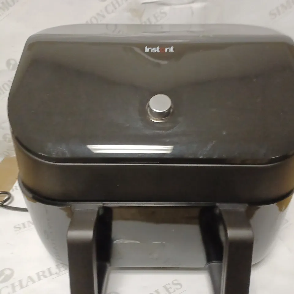 INSTANT VORTEX PLUS VERSAZONE-8.5L DIGITAL HEALTH AIR FRYER, BLACK