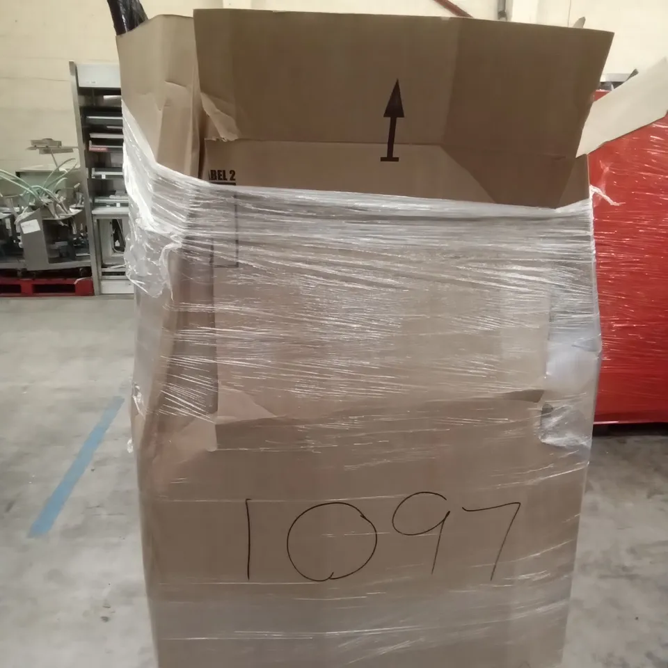 PALLET OF ASSORTED ITEMS INCLUDING WEDGE PILLOW, 3-TIER SHOE RACK, MICROSOFT WIRELESS 900 DESKTOP, 20V BATTERY LAWN MOWER, LED SHAVER LIGHT