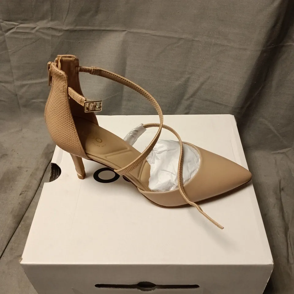 ALDO WOMEN'S NUDE STRAPPY HIGH HEEL SANDALS – POINTED TOE, ANKLE STRAP SIZE 5 BOXED