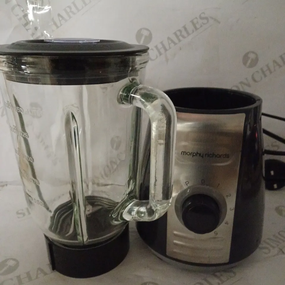 MORPHY RICHARDS TOTAL CONTROL GLASS TABLE BLENDER