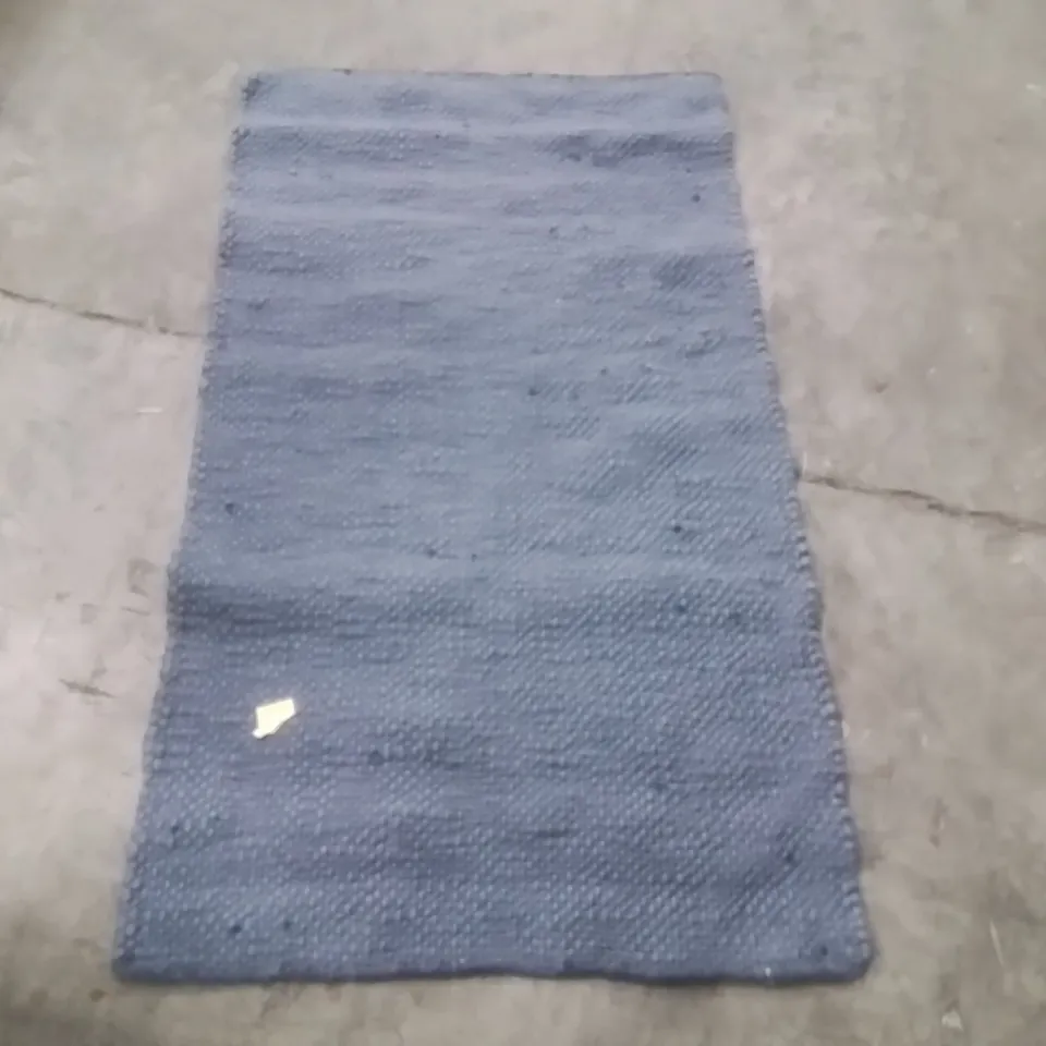 QUALITY DESIGNER AREA RUG - APPROXIMATELY 150X80CM