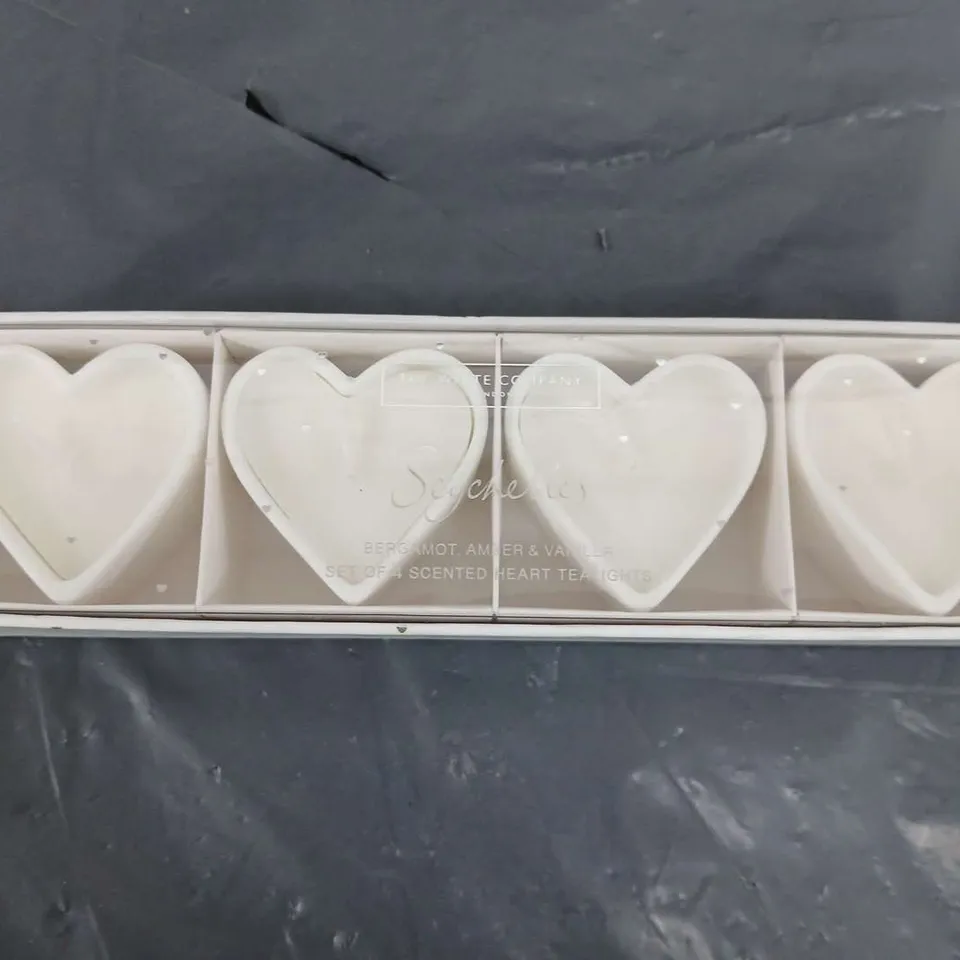 THE WHITE COMPANY SET OF 4 SCENTED HEART TEALIGHTS