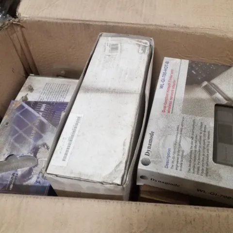 PALLET CONTAINING ASSORTED IT & NETWORKING PRODUCTS INCLUDING 2 PORT NWAY ETHERNET SWITCH, HOTSPOT FINDER AND WIRELESS NETWORK ADAPTER & USB FLASH DRIVES