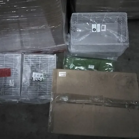 PALLET OF ASSORTED ITEMS INCLUDING M DESIGN KITCHEN STACKING BASKETS, M DESIGN WIRE BASKETS, HANGROW CAR BOOT ORGANISER, HANGING STORAGE WARDROBE, GLOBAL WALKABOUT SCRATCH OFF MAP,