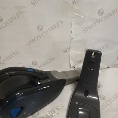 BLACK + DECKER SMARTTECH DUSTBUSTER