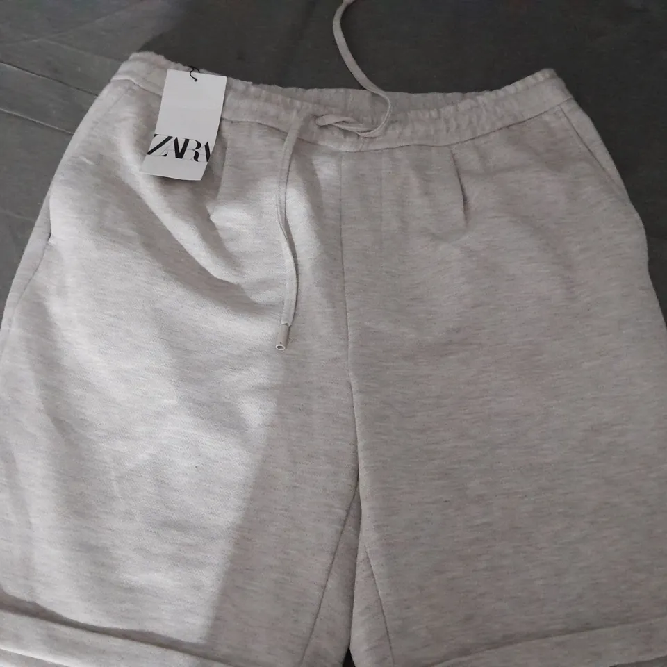 ZARA JOGGER SHORT SIZE XL 