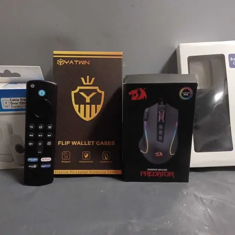 APPROXIMATELY 7 ASSORTED ITEMS TO INCLUDE - AMAZON FIRE TV STICK REMOTE , BATTERY CASE , GAMING MOUSE ETC